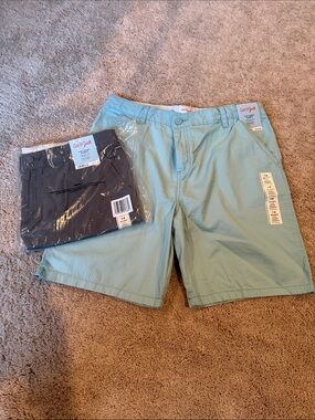 Boys Cat & Jack  Flat Front Chino Shorts  Lot of 2 size 18H NWT